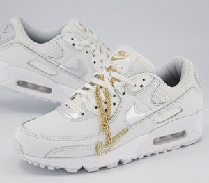 Nike Air Max Sneakers With A Timeless Design